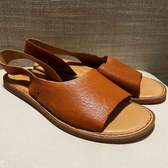Born Inlet Leather Tan Slingback Slip-On Sandals Women’s Size 10 - Picture 4 of 9